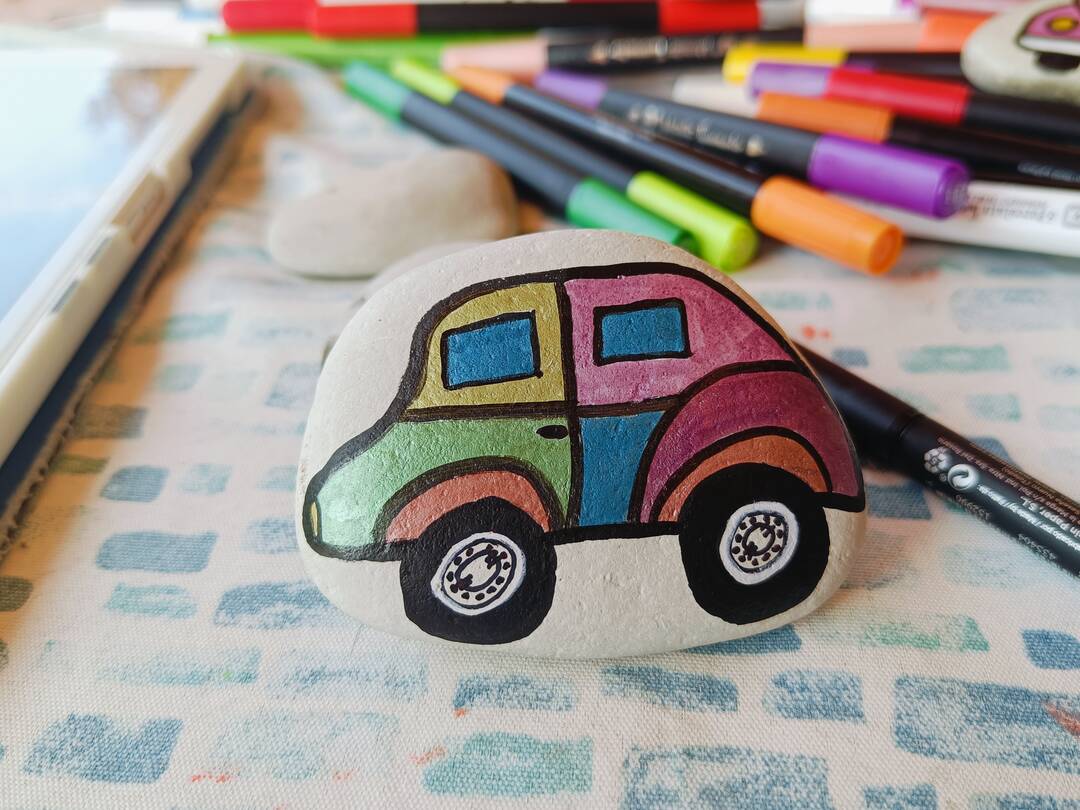 Sasso dipinto: Camioncino 🛻