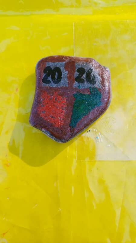 Sasso dipinto: Finestra 2026🌞 — di F.D.