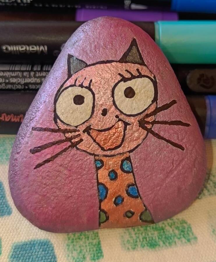 Sasso dipinto: Gattina 🐱