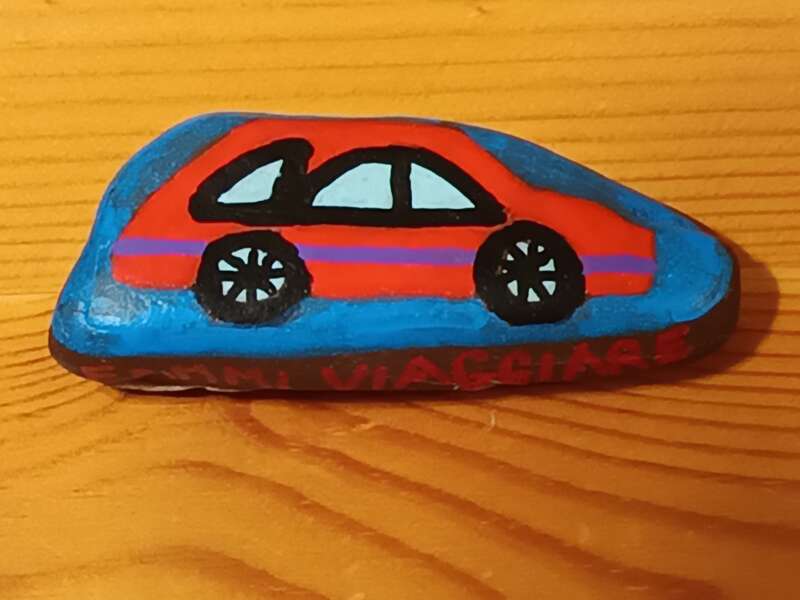Sasso dipinto: Automobilina rossa — di gigio.brianza