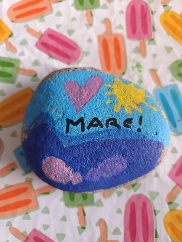 Sasso dipinto: Mare! 🏖️🌅 — di FedeB