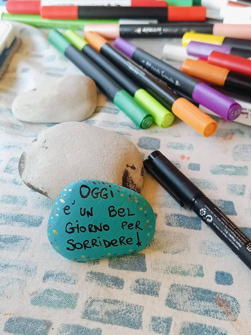 Sasso dipinto: Frase motivazionale 😉