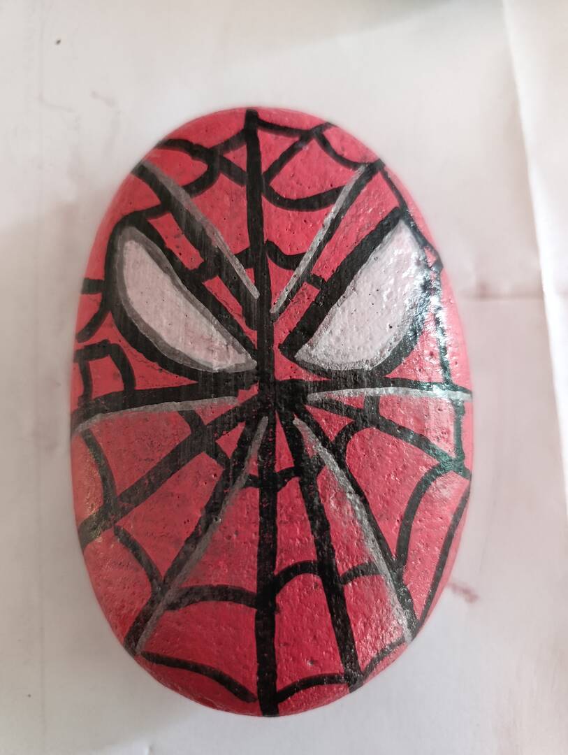 Sasso dipinto: Spiderman — di FedeB