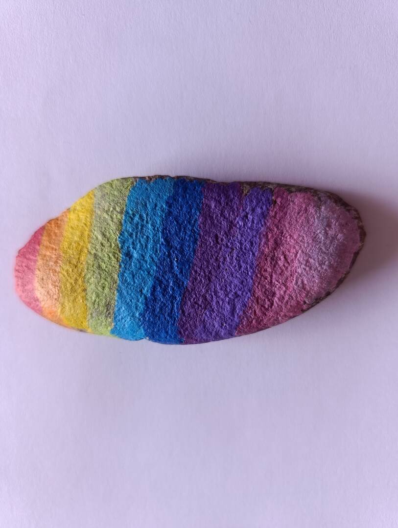 Sasso dipinto: Viva i colori 💖 — di FedeB
